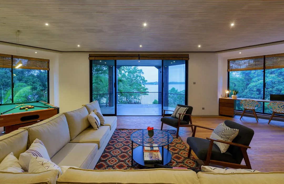 Lake Villa By Carlsen-1