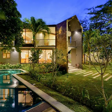 Lake Villa By Carlsen-2